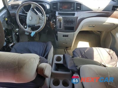 Zdjęcie 8 z 14 samochodu: 2017 NISSAN QUEST SV VIN:JN8AE2KP2H9167032 - miniatura