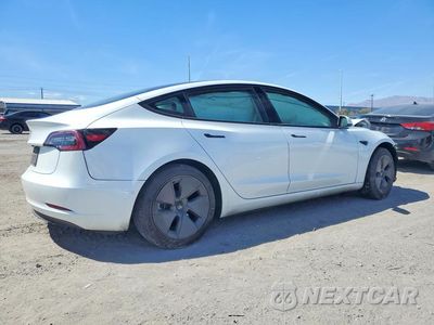 Trzecie zdjęcie samochodu z tyłu: 2022 TESLA MODEL 3 VIN:5YJ3E1EA6NF375650 - miniatura