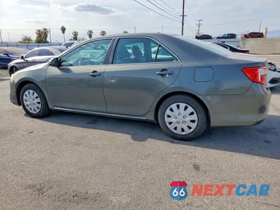 Drugie zdjęcie samochodu z przodu: 2012 TOYOTA CAMRY LE VIN:4T4BF1FK3CR252443 - miniatura