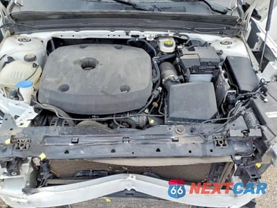 Zdjęcie 12 z 14 samochodu: 2022 VOLVO XC40 T5 R-DESIGN VIN:YV4162UM3N2757141 - miniatura
