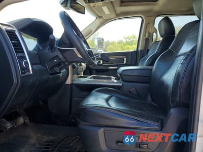 Zdjęcie 7 z 12 samochodu: 2015 RAM 2500 LARAMIE VIN:3C6UR5KL5FG581907 - miniatura