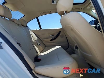 Zdjęcie 10 z 13 samochodu: 2016 BMW 320 XI VIN:WBA8E5G57GNT93864 - miniatura