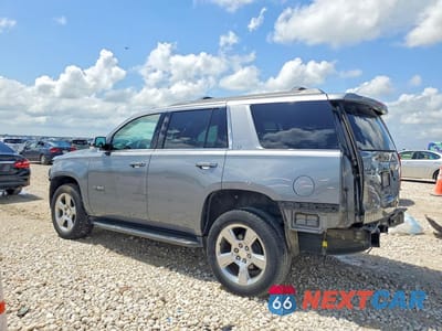 Drugie zdjęcie samochodu z przodu: 2019 CHEVROLET TAHOE C1500 LT VIN:1GNSCBKC6KR106980 - miniatura