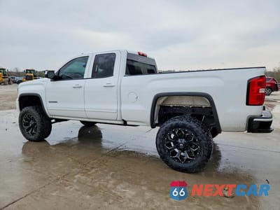 Drugie zdjęcie samochodu z przodu: 2018 GMC SIERRA K1500 VIN:1GTV2LEC1JZ370813 - miniatura