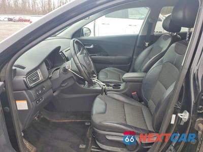 Zdjęcie 7 z 13 samochodu: 2017 KIA NIRO EX VIN:KNDCC3LC6H5071133 - miniatura