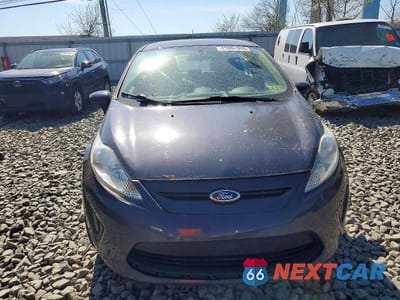 Piąte zdjęcie samochodu w środku: 2013 FORD FIESTA SE VIN:3FADP4EJ9DM131488 - miniatura