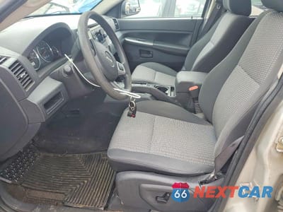 Zdjęcie 7 z 13 samochodu: 2008 JEEP GRAND CHEROKEE LAREDO VIN:1J8GR48K68C197387 - miniatura