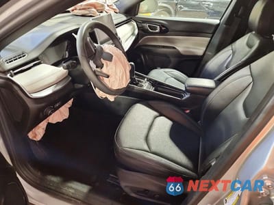Zdjęcie 7 z 14 samochodu: 2025 JEEP COMPASS LIMITED VIN:3C4NJDCN3ST513301 - miniatura