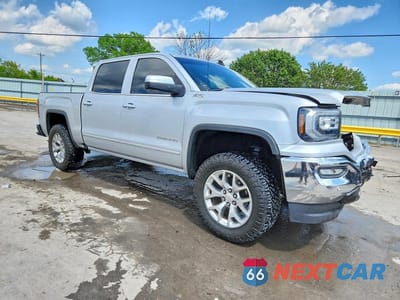 Czwarte zdjęcie samochodu z boku: 2017 GMC SIERRA K1500 SLT VIN:3GTU2NEC4HG164077 - miniatura