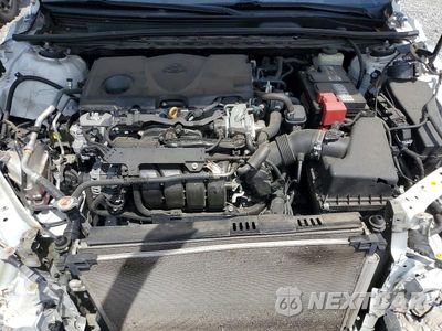 Zdjęcie 11 z 12 samochodu: 2018 TOYOTA CAMRY LE VIN:4T1B11HK6JU557857 - miniatura