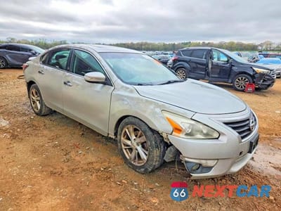 Czwarte zdjęcie samochodu z boku: 2014 NISS ALTIMA 2.5 VIN:1N4AL3APXEC183430 - miniatura