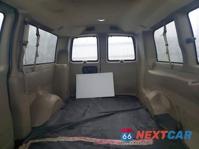 Zdjęcie 10 z 13 samochodu: 2013 CHEV EXPRESS 1 VIN:1GNSGCF49D1160580 - miniatura