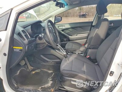 Zdjęcie 7 z 12 samochodu: 2017 KIA FORTE LX VIN:3KPFL4A79HE113632 - miniatura