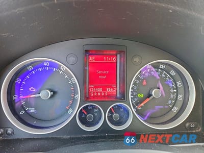 Zdjęcie 9 z 12 samochodu: 2008 VOLKSWAGEN GTI VIN:WVWHV71K38W083008 - miniatura