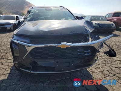 Piąte zdjęcie samochodu w środku: 2026 CHEVROLET TRAX 1LT VIN:KL77LHEP9TC088931 - miniatura