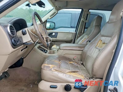 Zdjęcie 7 z 13 samochodu: 2004 FORD EXPEDITION EDDIE BAUER VIN:1FMPU17L94LB09744 - miniatura