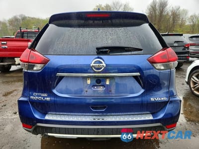 Zdjęcie 6 z 13 samochodu: 2018 NISSAN ROGUE SV VIN:5N1AT2MV8JC789765 - miniatura