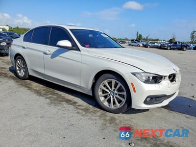 Czwarte zdjęcie samochodu z boku: 2016 BMW 320 XI VIN:WBA8E5G53GNT40210 - miniatura