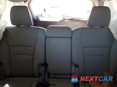 Zdjęcie 10 z 13 samochodu: 2023 HONDA PASSPORT VIN:5FNYF8H04PB019747 - miniatura