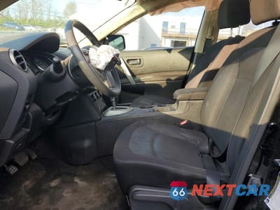 Zdjęcie 7 z 14 samochodu: 2015 NISSAN ROGUE VIN:JN8AS5MV6FW252167 - miniatura