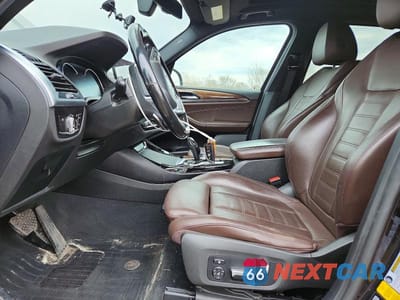 Zdjęcie 7 z 13 samochodu: 2018 BMW X3 XDRIVE30I VIN:5UXTR9C54JLC69909 - miniatura