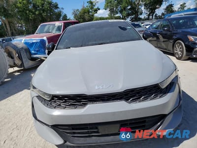 Piąte zdjęcie samochodu w środku: 2023 KIA K5 GT LINE VIN:5XXG64J20PG202821 - miniatura