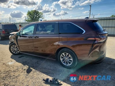 Drugie zdjęcie samochodu z przodu: 2024 TOYOTA SIENNA LE 8-PASSENGER VIN:5TDKRKEC1RS194254 - miniatura