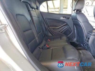 Zdjęcie 10 z 13 samochodu: 2017 MERCEDES-BENZ GLA 250 4MATIC VIN:WDCTG4GBXHJ319199 - miniatura