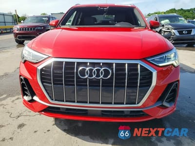 Piąte zdjęcie samochodu w środku: 2020 AUDI Q3 PRESTIGE S-LINE VIN:WA1FECF32L1002596 - miniatura