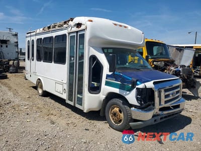 2017 FORD ECONOLINE E450 SUPER DUTY CUTAWAY VAN 1FDFE4FS1HDC06746 - główne zdjęcie licytacji z USA - miniatura
