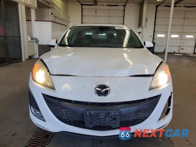 Piąte zdjęcie samochodu w środku: 2010 MAZDA 3 S VIN:JM1BL1S60A1314864 - miniatura
