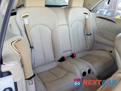 Zdjęcie 10 z 12 samochodu: 2008 MERCEDES-BENZ CLK 350 VIN:WDBTK56FX8T092744 - miniatura