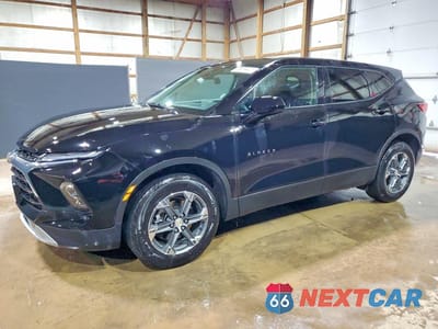 2025 CHEVROLET BLAZER 2LT 3GNKBHR40SS192434 - główne zdjęcie licytacji z USA - miniatura