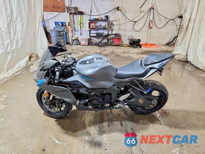 Trzecie zdjęcie samochodu z tyłu: 2025 KAWASAKI ZX636 K VIN:JKBZXJJ13SA029964 - miniatura