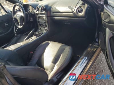 Zdjęcie 8 z 12 samochodu: 2004 MAZDA MX-5 MIATA SPEED VIN:JM1NB354740409387 - miniatura