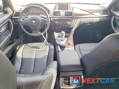 Zdjęcie 8 z 12 samochodu: 2015 BMW 320 I VIN:WBA3B1G5XFNT04055 - miniatura
