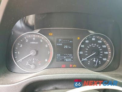 Zdjęcie 9 z 13 samochodu: 2018 HYUNDAI ELANTRA SE VIN:KMHD74LF2JU449769 - miniatura