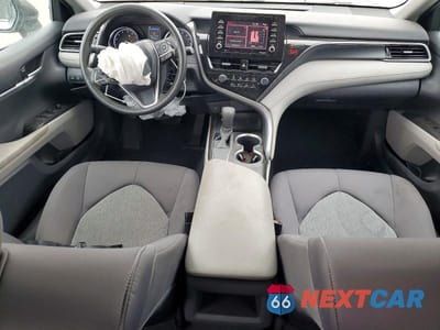 Zdjęcie 8 z 12 samochodu: 2021 TOYOTA CAMRY LE VIN:4T1C11AK0MU595961 - miniatura