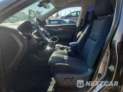 Zdjęcie 7 z 12 samochodu: 2019 NISSAN ROGUE SV VIN:JN8AT2MTXKW261104 - miniatura