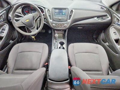 Zdjęcie 8 z 12 samochodu: 2017 CHEVROLET MALIBU LS VIN:1G1ZB5ST4HF242524 - miniatura