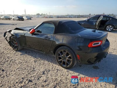Drugie zdjęcie samochodu z przodu: 2019 FIAT 124 SPIDER CLASSICA VIN:JC1NFAEK5K0141361 - miniatura