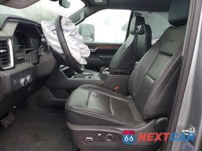 Zdjęcie 7 z 12 samochodu: 2024 GMC SIERRA K3500 DENALI VIN:1GT49WEY3RF409595 - miniatura
