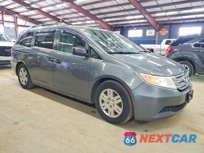 Czwarte zdjęcie samochodu z boku: 2012 HONDA ODYSSEY LX VIN:5FNRL5H28CB097696 - miniatura