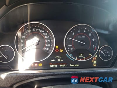 Zdjęcie 9 z 12 samochodu: 2016 BMW 320 XI VIN:WBA8A3C55GK688405 - miniatura