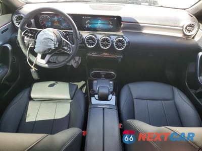 Zdjęcie 8 z 12 samochodu: 2022 MERCEDES-BENZ A 220 VIN:W1K3G4EB2NJ356354 - miniatura