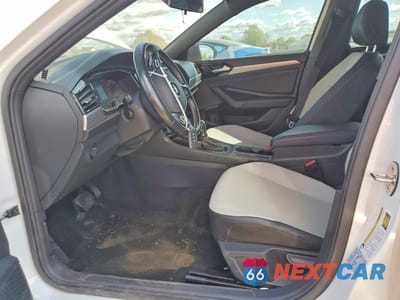 Zdjęcie 7 z 12 samochodu: 2019 VOLKSWAGEN JETTA S VIN:3VWC57BU7KM094219 - miniatura
