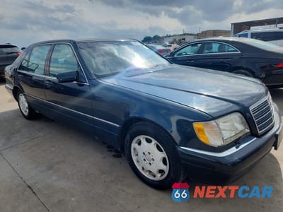 Czwarte zdjęcie samochodu z boku: 1997 MERCEDES-BENZ S 320 VIN:WDBGA33G5VA366493 - miniatura