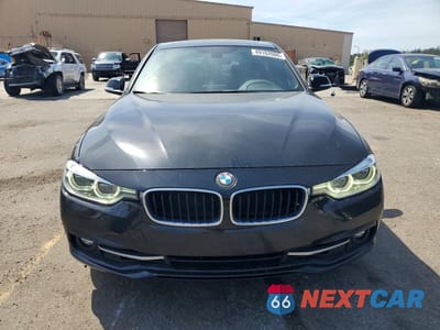 Piąte zdjęcie samochodu w środku: 2018 BMW 330 I VIN:WBA8B9G50JNU98298 - miniatura