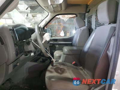Zdjęcie 7 z 13 samochodu: 2021 NISSAN NV 2500 DELIVERY VAN VIN:1N6BF0LY6MN800915 - miniatura