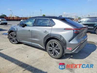 Drugie zdjęcie samochodu z przodu: 2023 TOYOTA BZ4X LIMITED VIN:JTMAAAAA1PA014217 - miniatura
